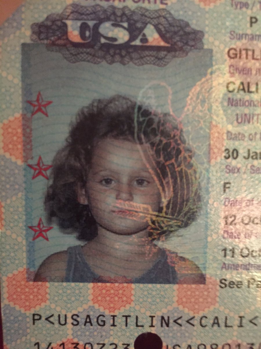 caliroslyn's tweet photo. They told me not to smile #frodays https://t.co/FsfCguI39o