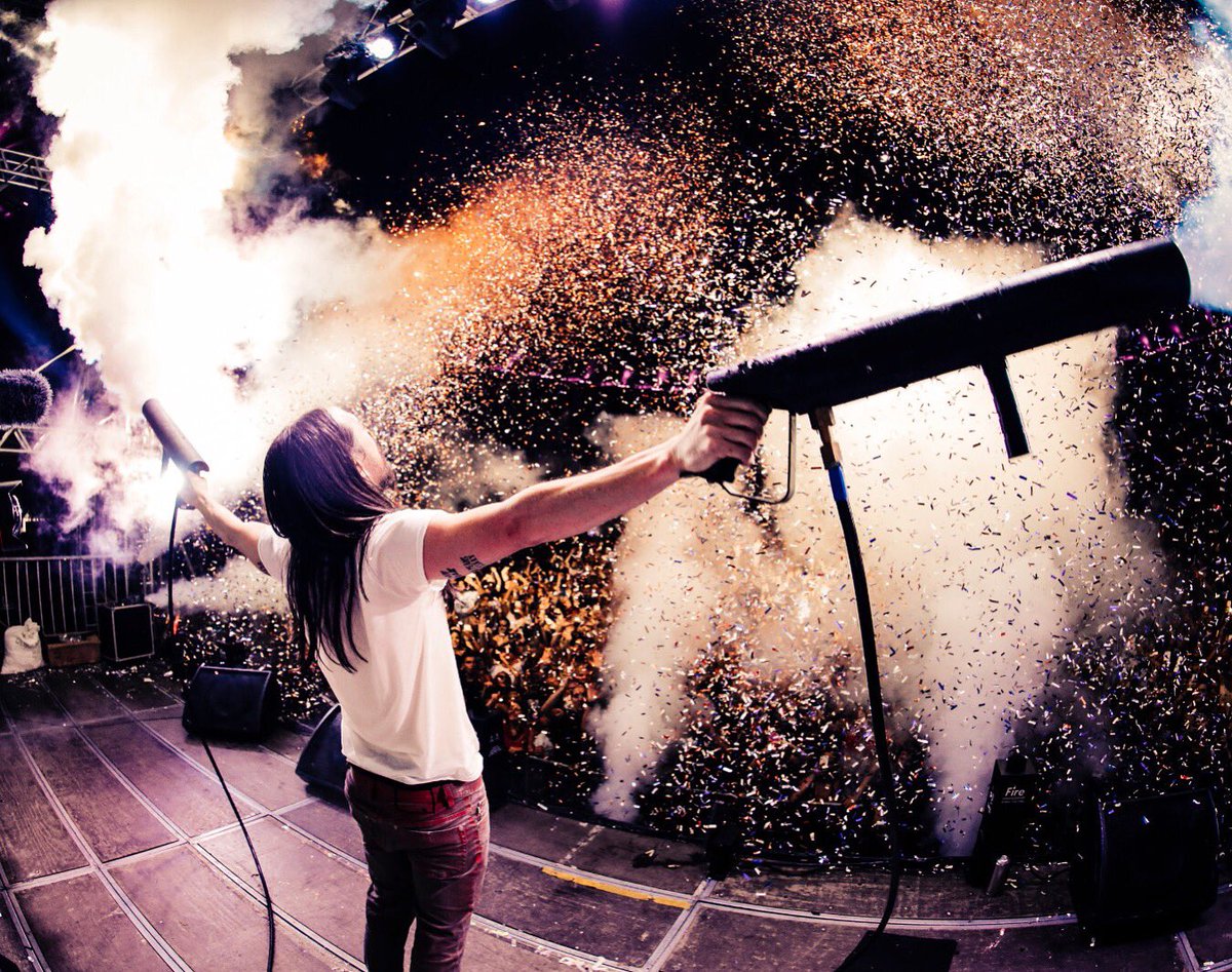 💨💨💨💨💨💨💨💨💧 https://t.co/bqS2igt5IY