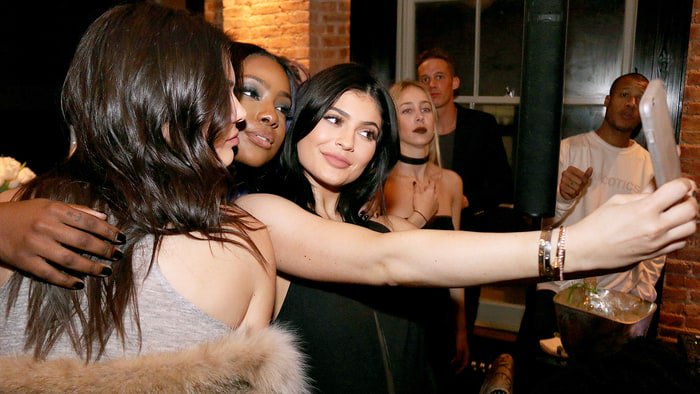 usweekly's tweet photo. Exclusive: Kendall and Kylie Jenner tell Us how to take the perfect selfie! https://t.co/1LJgfGPfRy https://t.co/Kx17jRI0t3