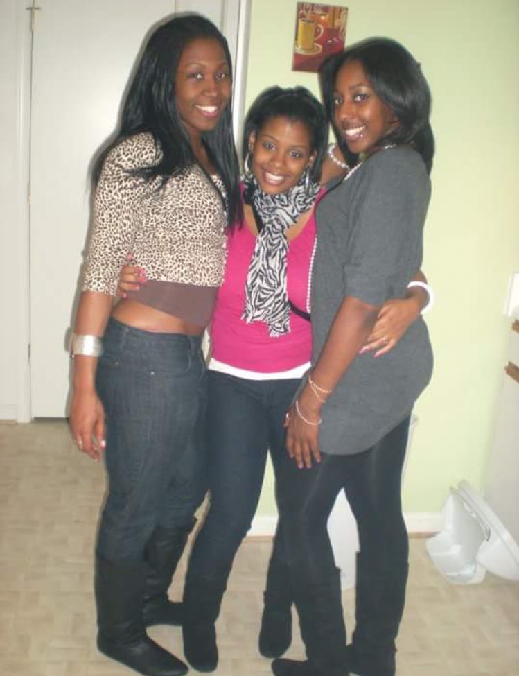 Amber_Sierra's tweet photo. Wifey and twin ❤️ miss these days!!! @LashaMonique @SmileyRenee_ https://t.co/6qXEJqLnkB