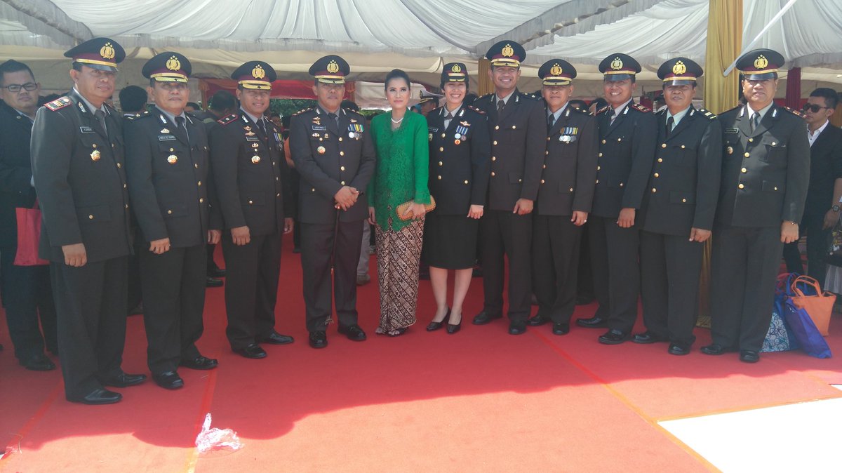 Foto bersama unsur pejabat utama <a href="/Poldakaltim/">Polda Kaltim</a> saat Upacara HUT ke 119 <a href="/KotaBalikpapan/">BALIKPAPAN</a> #BPN119