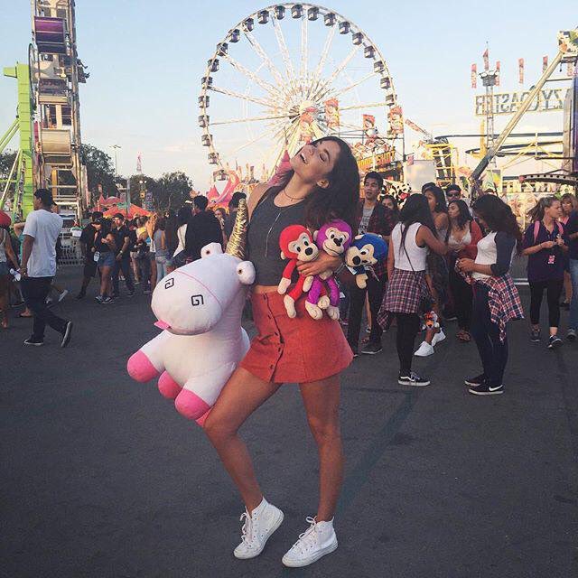 —&amp;&amp;. A day out with friends.