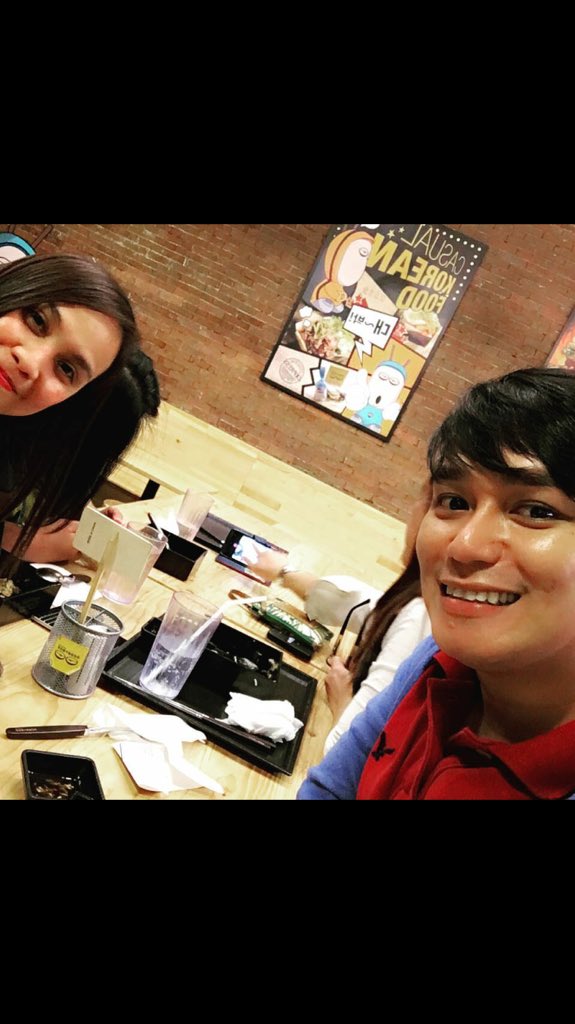 arniehere's tweet image. Happy birthday 🎂 #koreanfood #bobbybox