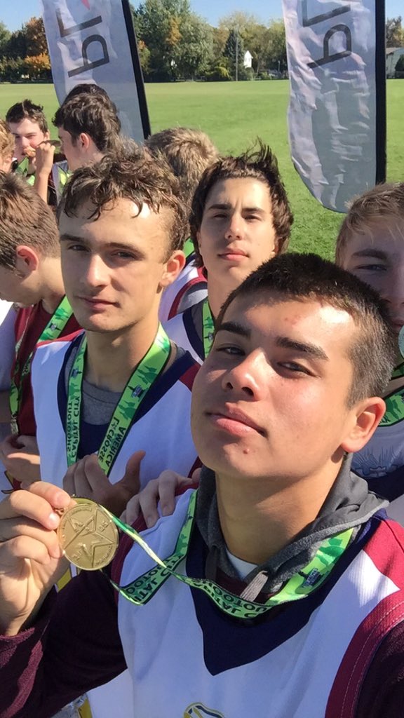 nathanlie_12's tweet photo. Happy birthday @Js3__ ❤️ love you bro #Notre #skateordie #DOL3-2.5 keep on goin. Got too many pictures to post 🎉 https://t.co/TZYT0f7lBP