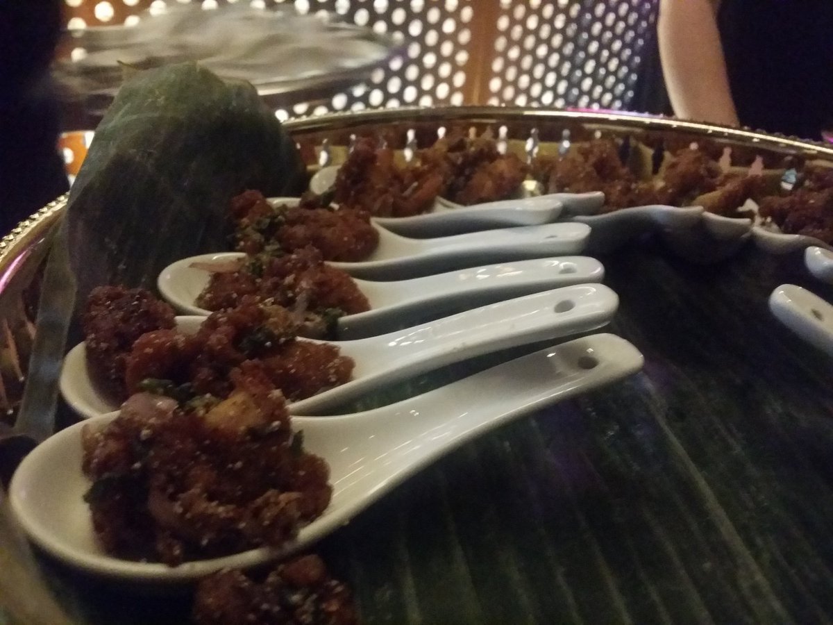 clickflickca's tweet photo. Delicious. #TasteTheFeeling https://t.co/vkUpe7yQgG