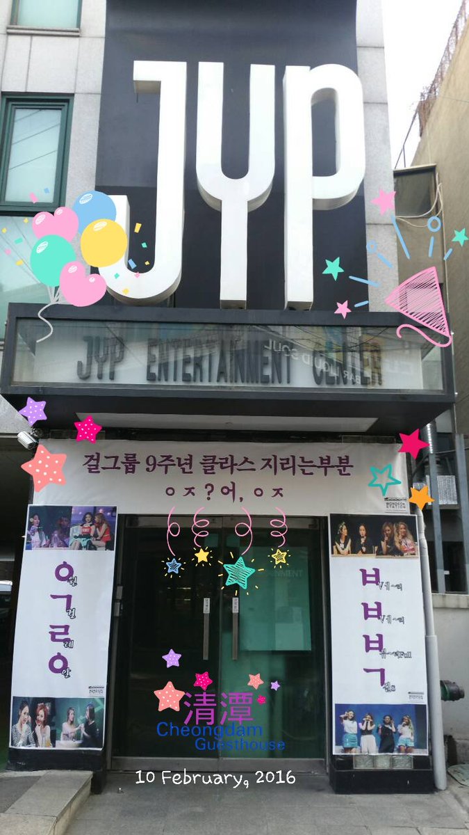 chongdamdong124's tweet photo. Time flies so fast! today is 9th anniversary for #JYP #WonderGirls 
#9YearsWithWG https://t.co/I1f9RQamsq
