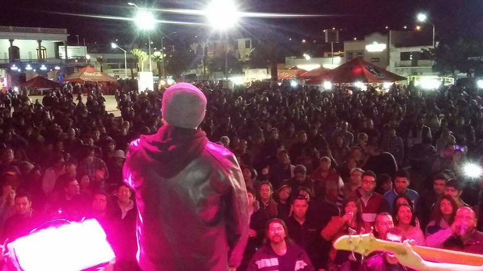 element_rock's tweet photo. Carnaval de Guaymas 2016 https://t.co/V6VhOtjJxL