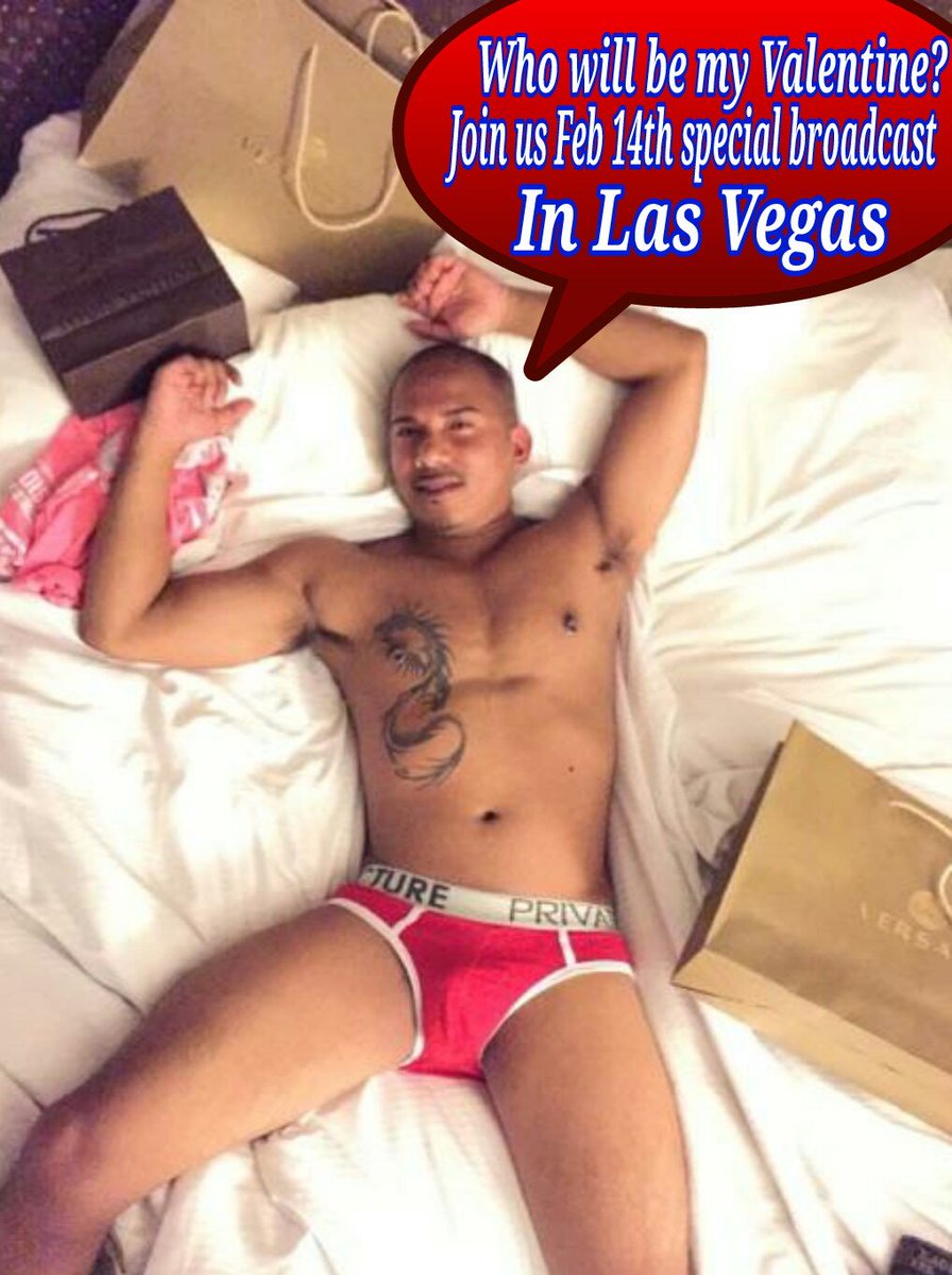 latmale21yo's tweet photo. Valentines day show you DON'T want to miss!! #VDayModelcentro @modelcentro https://t.co/jzp51mRmgC https://t.co/nFNpZt2zYU