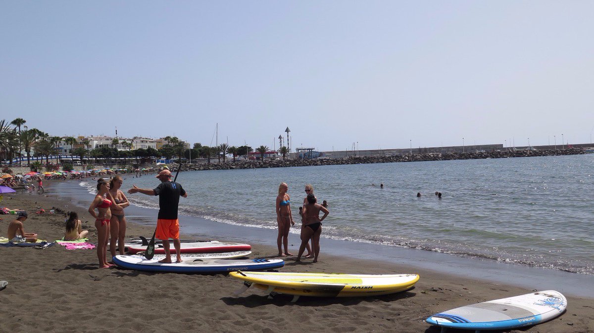 LPWSPozo's tweet image. ¿Pensando qué hacer en semana santa? Pasa unas vacaciones inolvidables en #GranCanaria lpwindsurf.com/alojamiento/