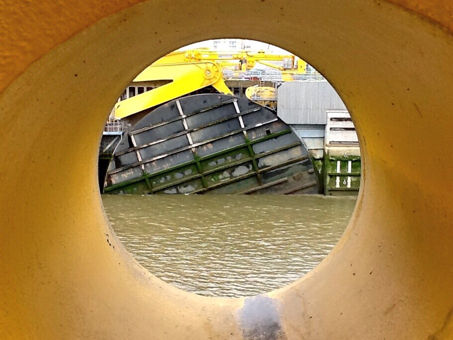 The #ThamesBarrier will be closing today to manage flood risk #London - follow <a href="/AlanBarrierEA/">Alan - Flood Forecaster @ The Thames Barrier</a> for all the latest