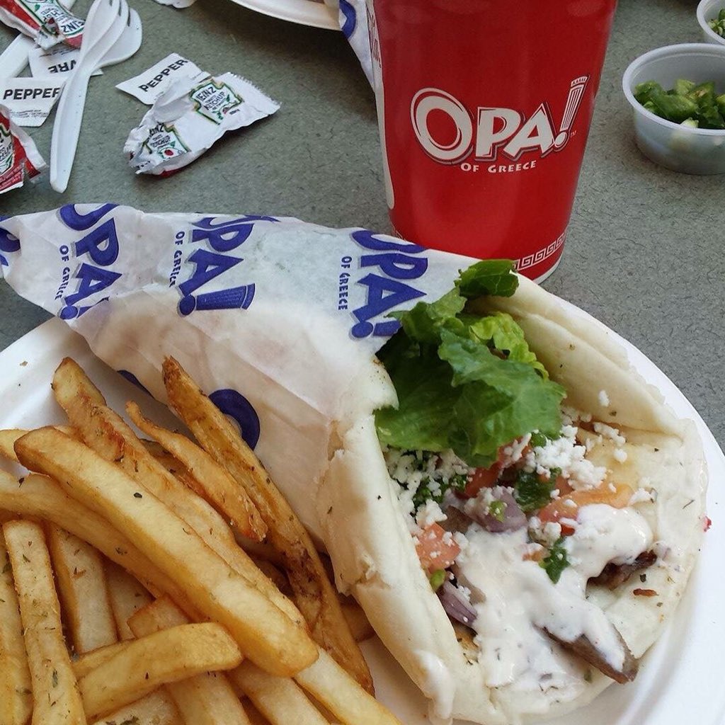 gurleengawrs's tweet photo. Lunch earlier at the mall #opaofgreece #opas #lunch #outfood #deliciousness https://t.co/D8qAl8hBQ4