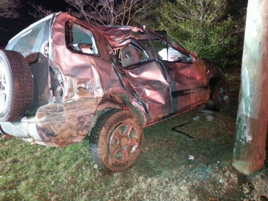 SC13FD's tweet image. Engine 131, Rescue 13, Medic 14-8 on scene of a MVA Dickerson mill road//Mead valley road. Multiple rollover