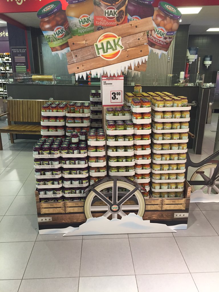 mcdolaf's tweet photo. Uitzoeken hak potgroente 4 potjes 3 euro https://t.co/yZk0LD8kDV
