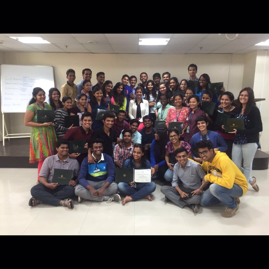 AniketN1593's tweet photo. Excellent 3 day session @VIT learning at its best @DaleCarnegieInd @VITMMS @suchita_1 @VITCollege https://t.co/55lstLE7d5