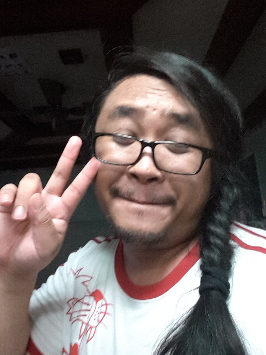 ForgingMeanings's tweet photo. Kawaii Joma-chan #asianpose https://t.co/nQtDK2OvZU