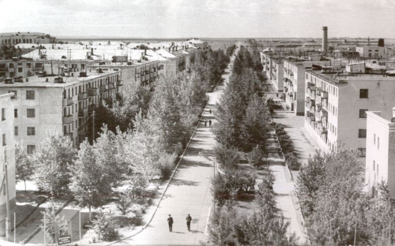 MRNChg's tweet image. Чаган #Чаган Много лет назад. Улица Ленина.
Chagan #Chagan