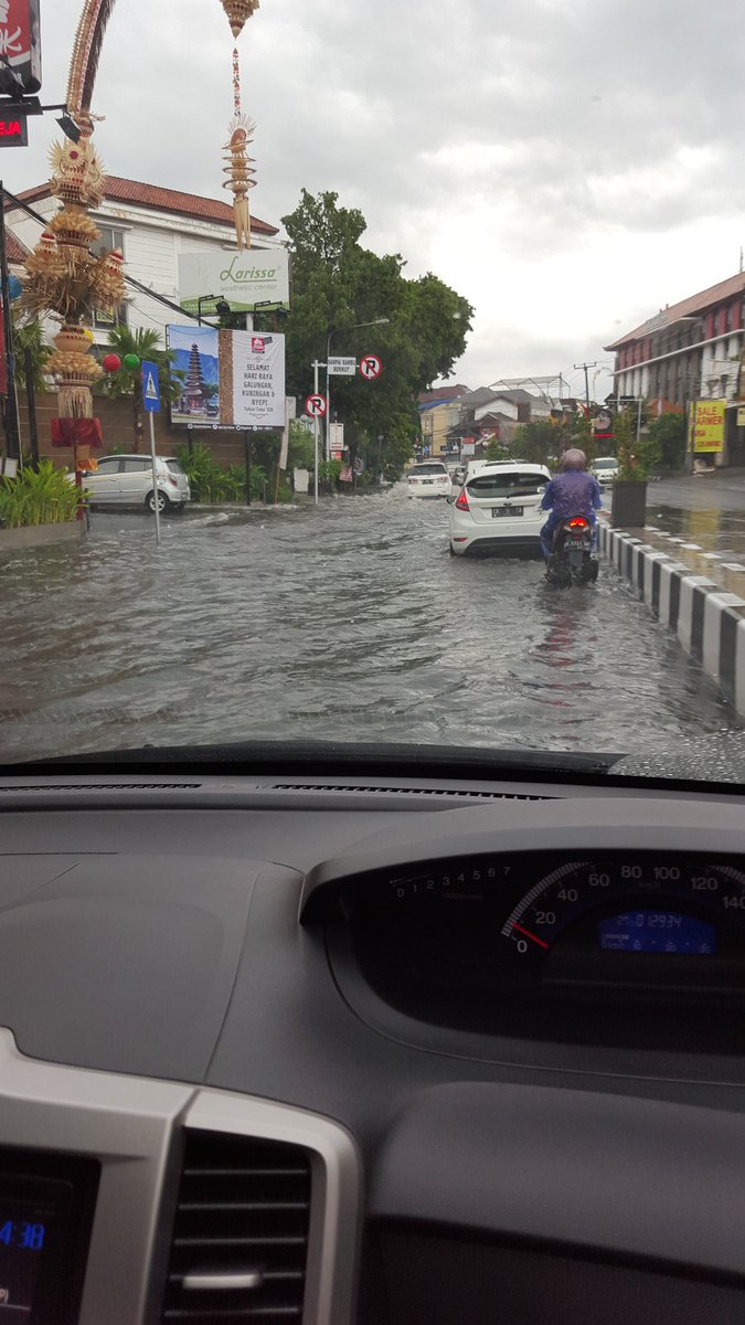 Teuku Umar banjir lagi <a href="/Tribun_Bali/">Tribun Bali</a>