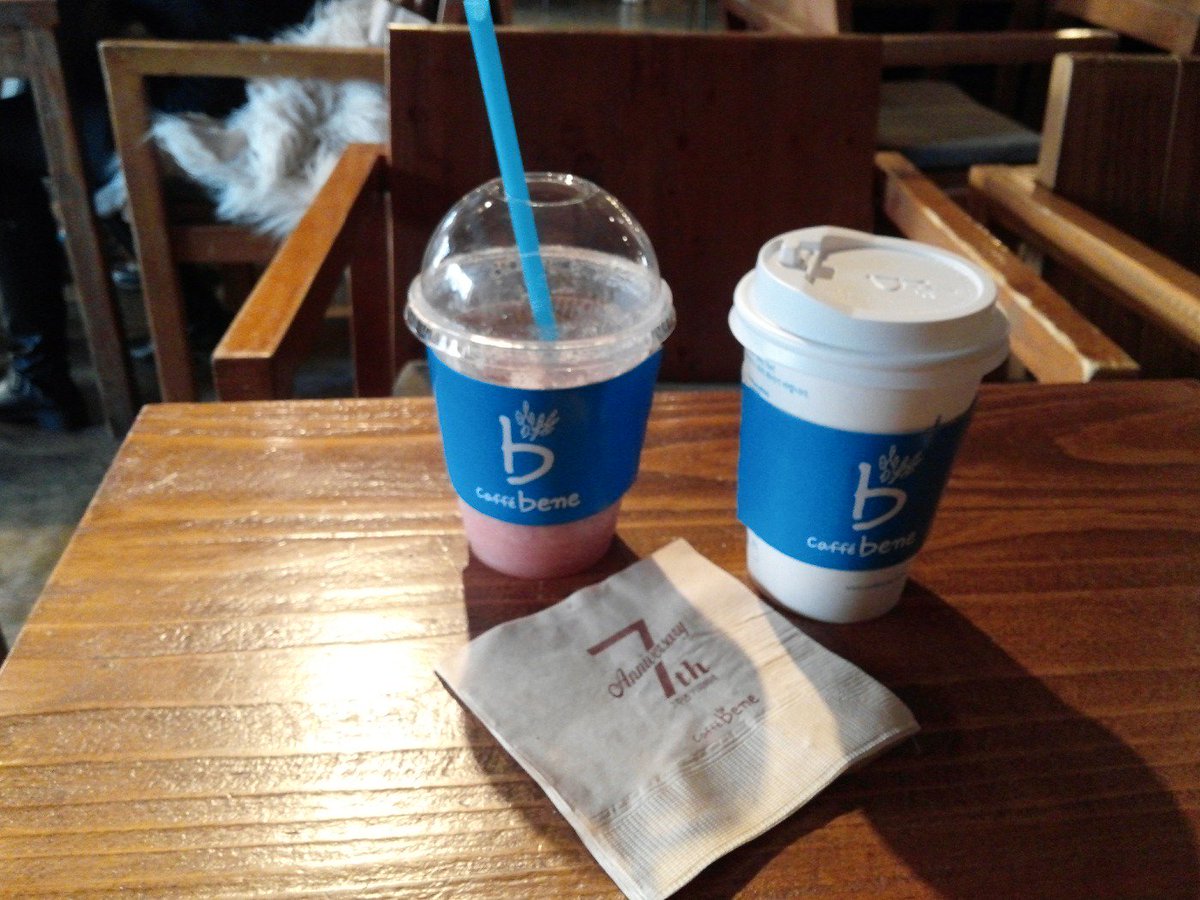andaesun's tweet photo. 설연휴의 끝은 카페베네 봄신메뉴와 함께~ -카페베네 강남대로점- https://t.co/OMhF2Kub97
