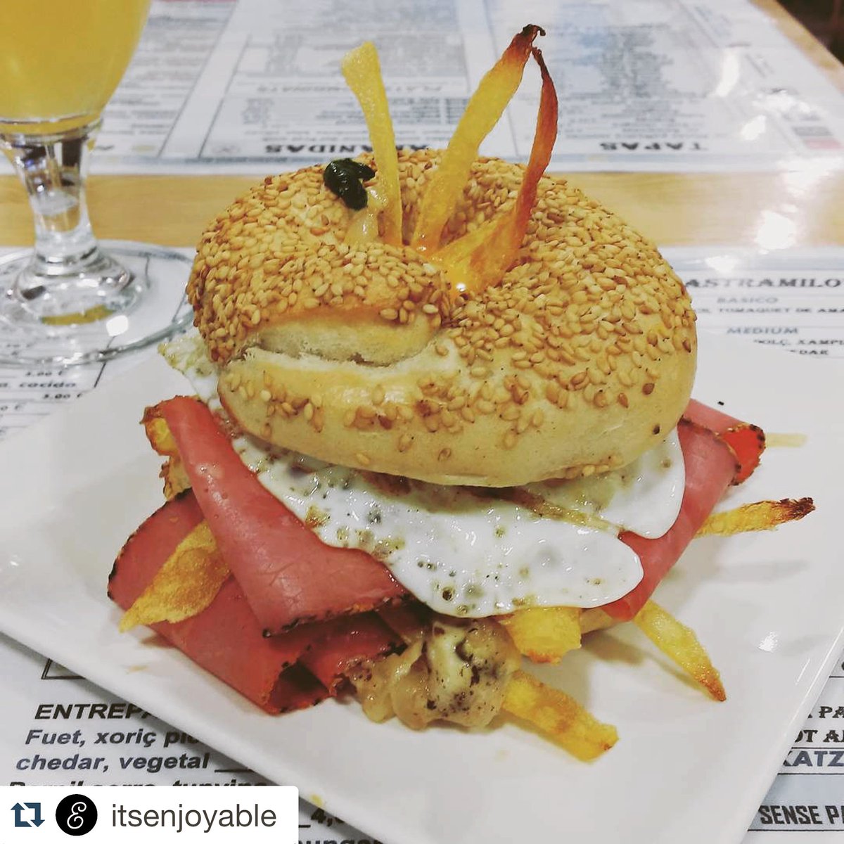 Atentos #amigos N breve recibireis la invitación del aniversari D @calmarius449 confirmar asistencia aforo limitado