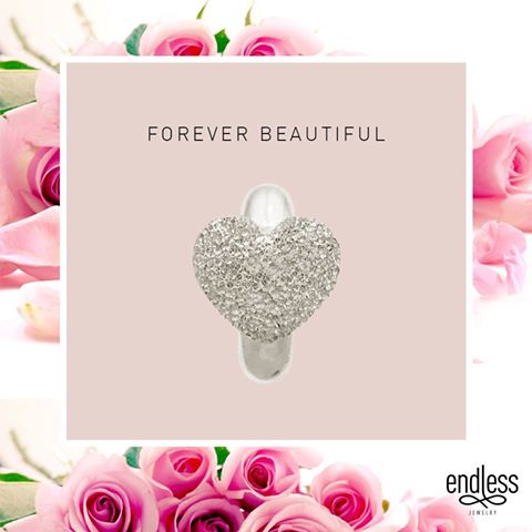 SA_Endless's tweet photo. #Beauty of #style, harmony, grace and good rhythm depends on simplicity. #EndlessJewelry #ColorYourLove https://t.co/95Ls8mL7Yp