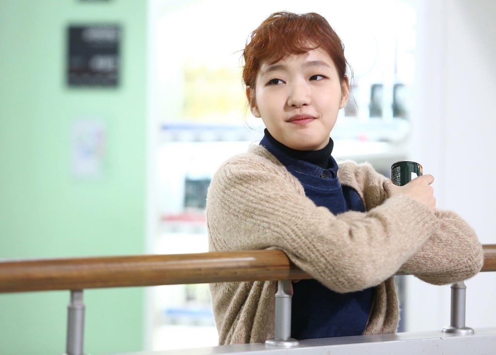 Cheese_IT_Trap's tweet image. Last still batch of Seolovely~ 🙈😍💕
#CheeseintheTrap #KimGoEun #치즈인더트랩