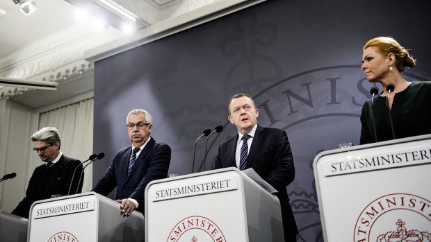 CKjersgaard's tweet photo. VU-formand @ChrisHPreuss : Masseovervågning giver ufrihed. Og ikke mere tryghed https://t.co/Qn16M08C2x #dkpol https://t.co/SWveN8MnN3