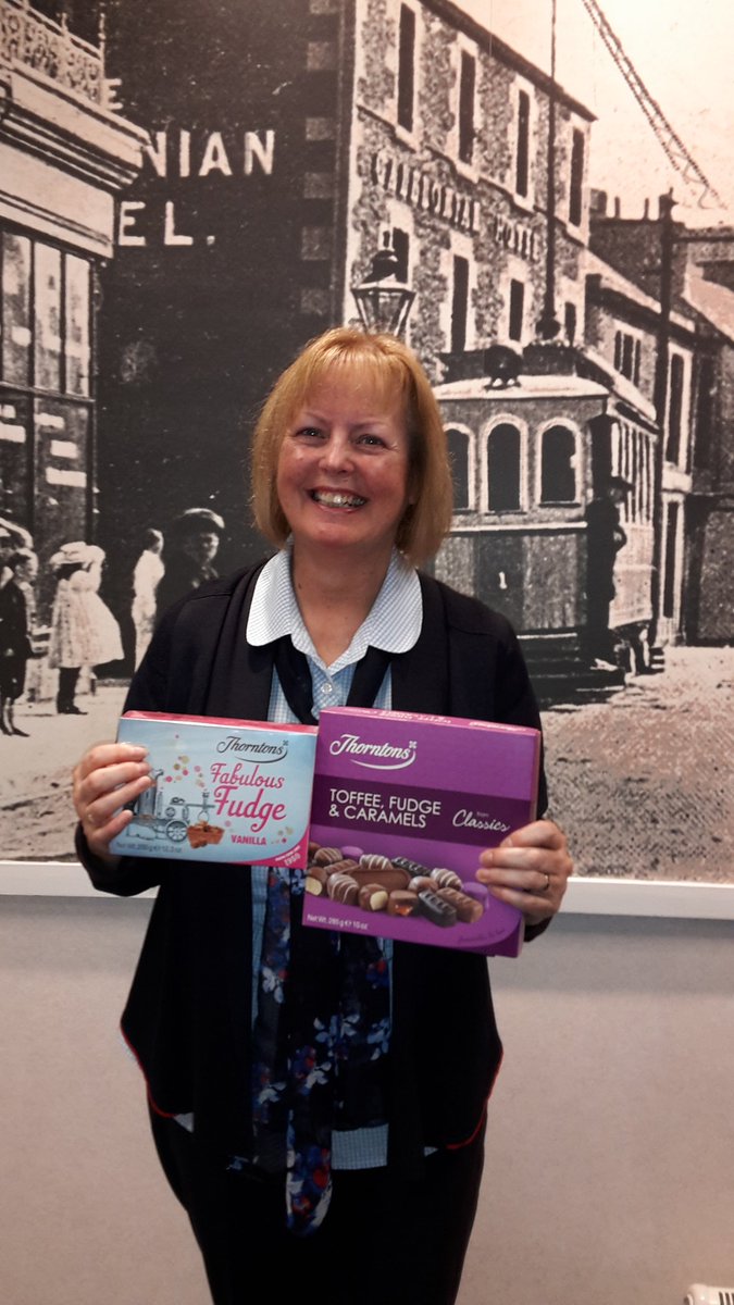 musson_mel's tweet photo. Gifts for Gwen from a grateful customer for her fab service @AJdinosaur27 @Teenybash09 @bofagaz #topCR https://t.co/hlEOqeJeTB