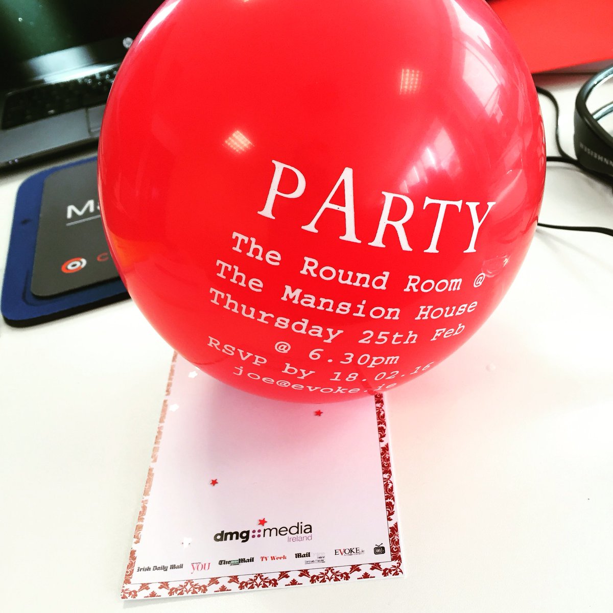 _Paulywally's tweet photo. Amazing and unique party invites from @dmgmedia_Irl #themansionhouse #media #party2016 https://t.co/oEeHsuk3Do