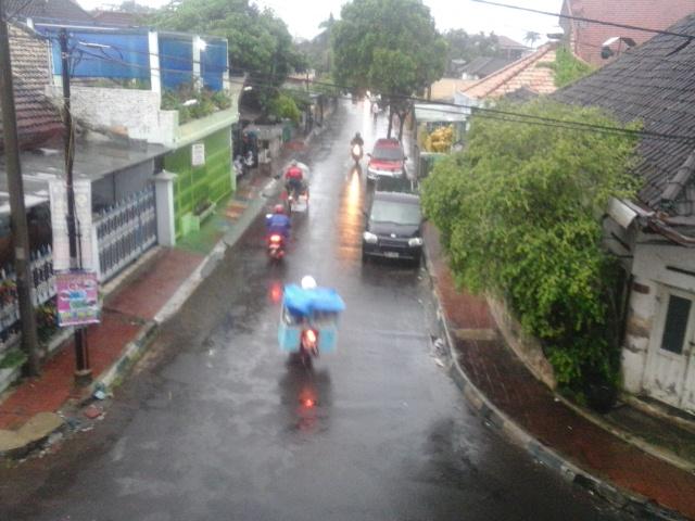 Pukul 16.47 lalu lintas jl effendi kepanjen terpantau lenggang #trafficmalang <a href="/Edunewsfm/">EDUNEWS FM RADIO</a> <a href="/official_itv/">Indonesiatv</a> irma.bc7