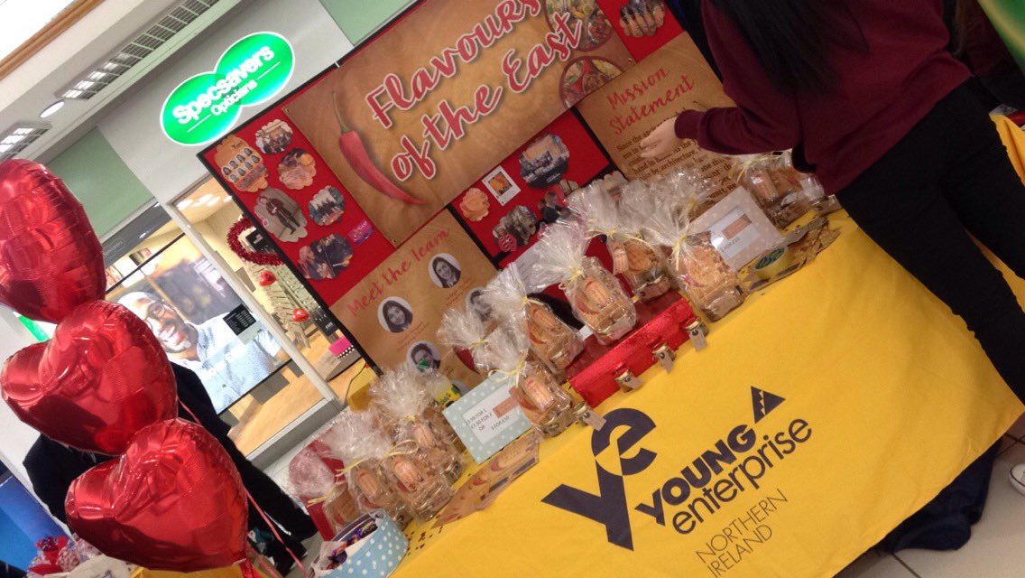 flavours_east's tweet photo. Our girls working hard in making the stand look amazing! 🙈 #YoungEntrepeneurs @YE_NI https://t.co/nk44ossI23