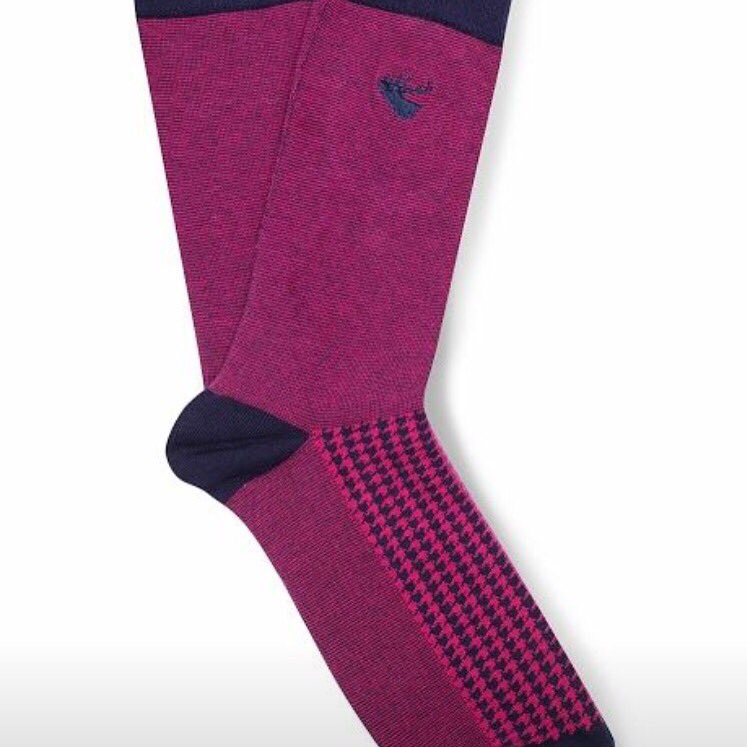 WasoleShoes's tweet photo. Still looking for Valentines gifts? Sock it to him! #valentinedaygifts #socks #Leeds #MenStyle #fashion #wasole https://t.co/AR2Q1efS8b