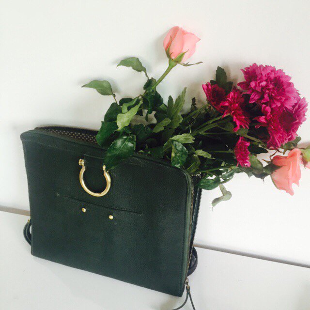 Sapahn's tweet photo. With this combo you can't go wrong🌹😍 #valentinesgiftguide #sapahn #GirlBoss #consciousCapitalism https://t.co/p6kyq8TDve