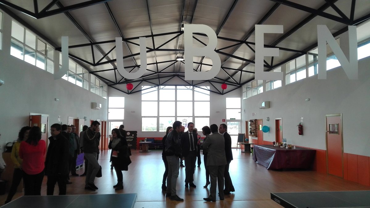 DavidLoperaG's tweet photo. Hoy estamos inaugurando el vivero del @AytoBeniel #JUBEN donde hemos ayudado a sus jóvenes emprendedores @sef_carm https://t.co/qKkHjGXZKc
