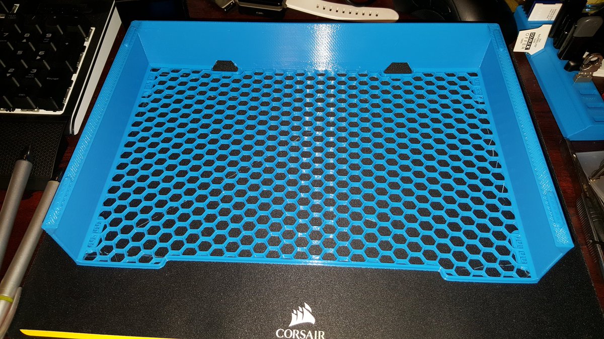 AlexLaanko's tweet photo. 3d printed paper tray/organizer. #3Dprinting #gmax1.5XT+ https://t.co/sfeHWHLhp7