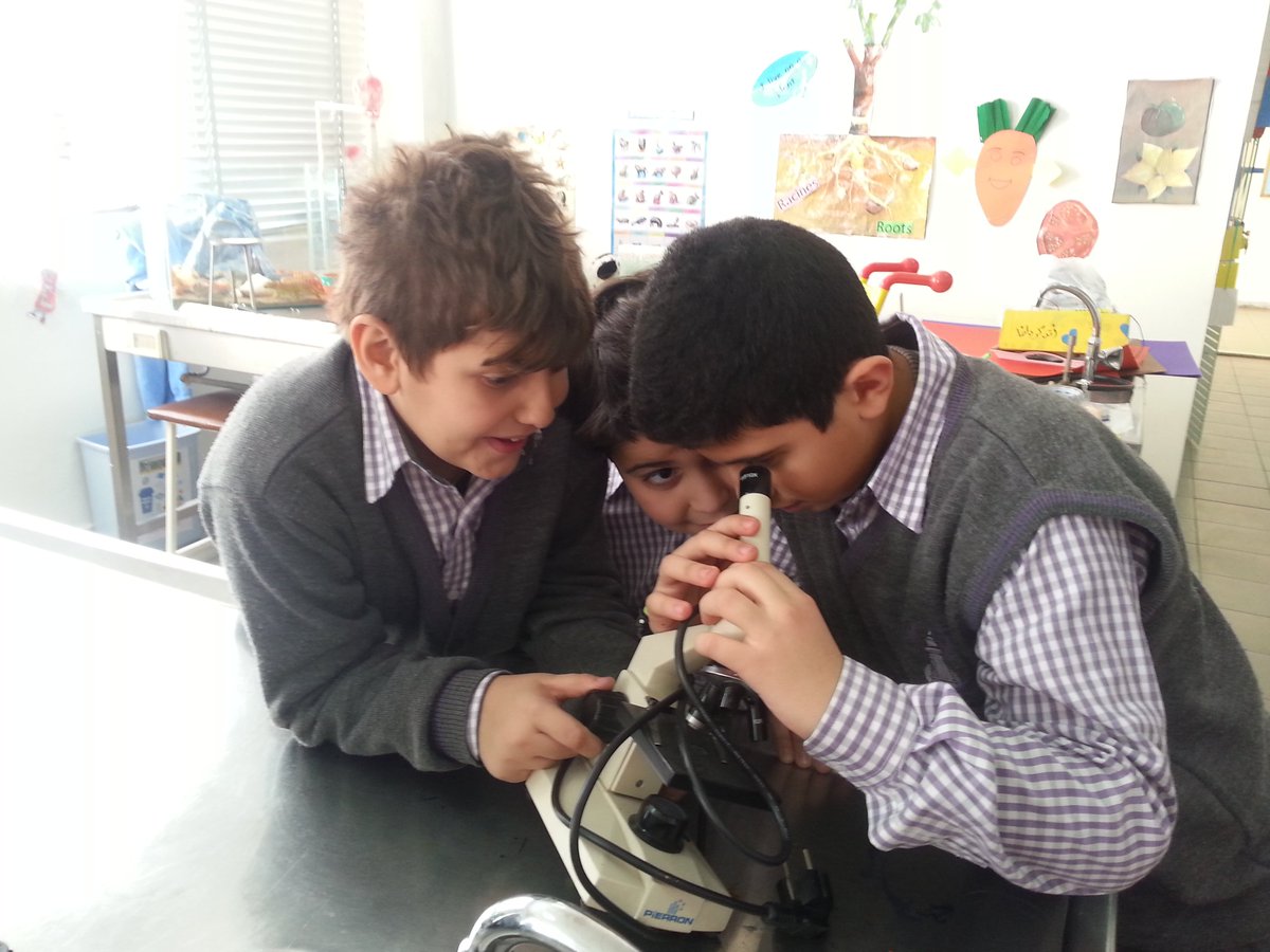 Grade6#lab#Microscope@Dawha HIgh School