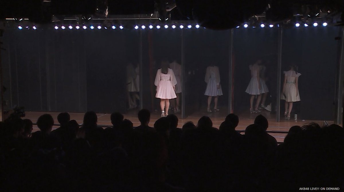 #AKB48 「M.T.に捧ぐ」初日 横一列で一礼してから捌ける ツイレポまとめ https://t.co/kBnWc9KVXm