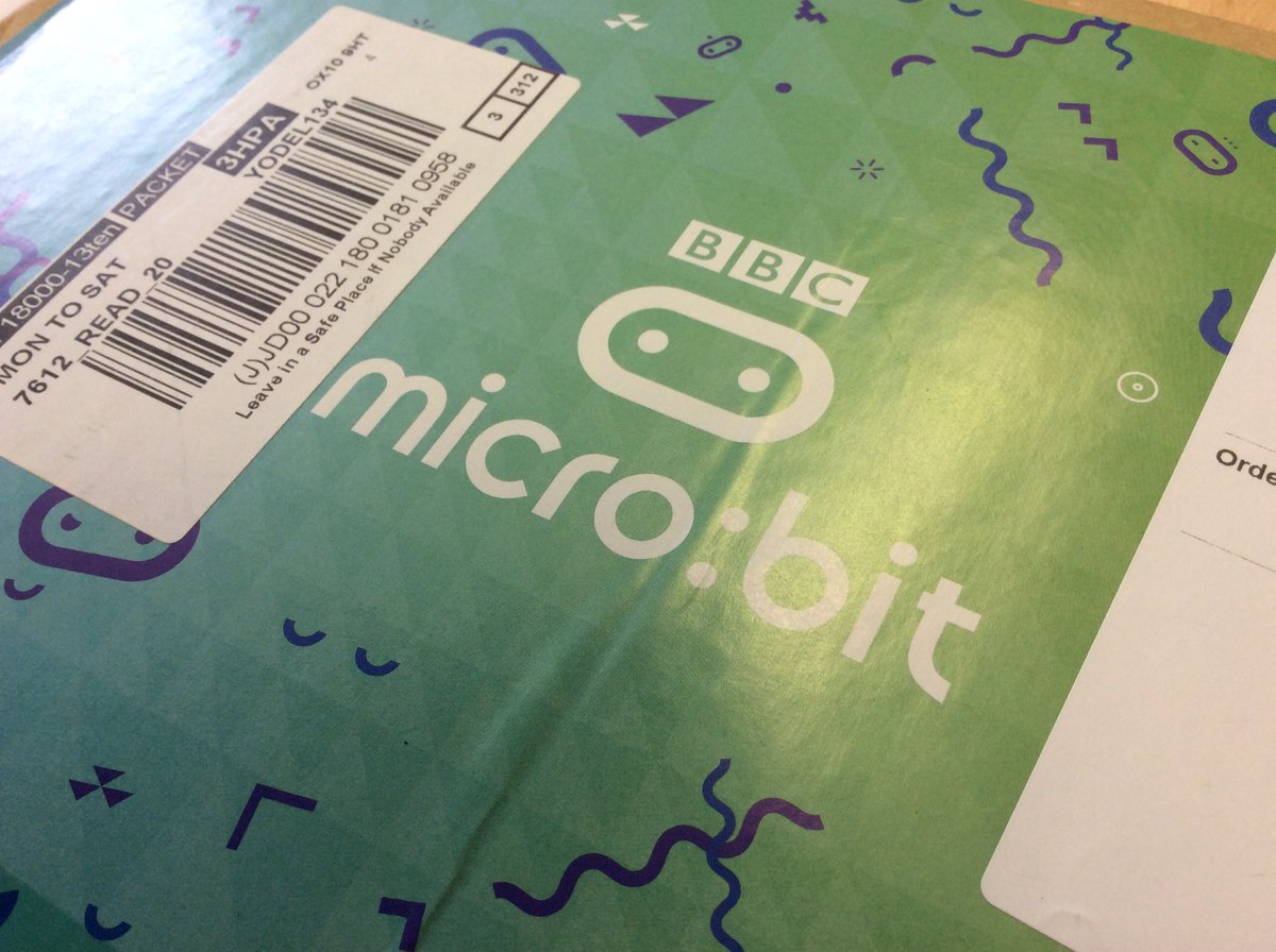 CHSComputerSci's tweet photo. Exciting delivery! @BBCMIDigital #microbit https://t.co/rODCD36xG8