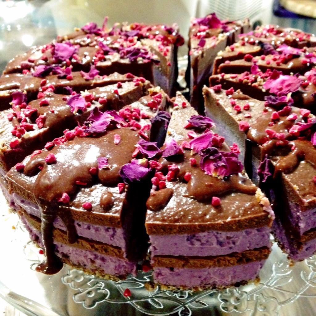 For all the lovers! Try our delicious #valentines berry mousse &amp; choc pie, topped with raspberry &amp; rose petals! Nom!