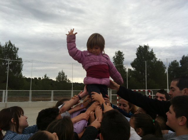 EscolaRellinars's tweet photo. eNS VISITEN ELS MINYONS DE TERRASSA #EscolaRellinars #Petits2 @Minyons https://t.co/pZ9TqeCrXD