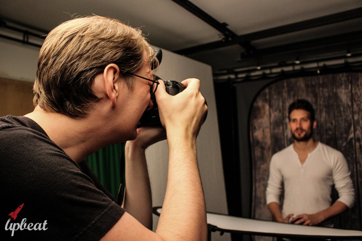 upbeatprod's tweet photo. Work in #CoventGarden? Update that @LinkedIn pic. Free headshots in the #Upbeat studio today! Get in touch! https://t.co/OUFhVel5Dr