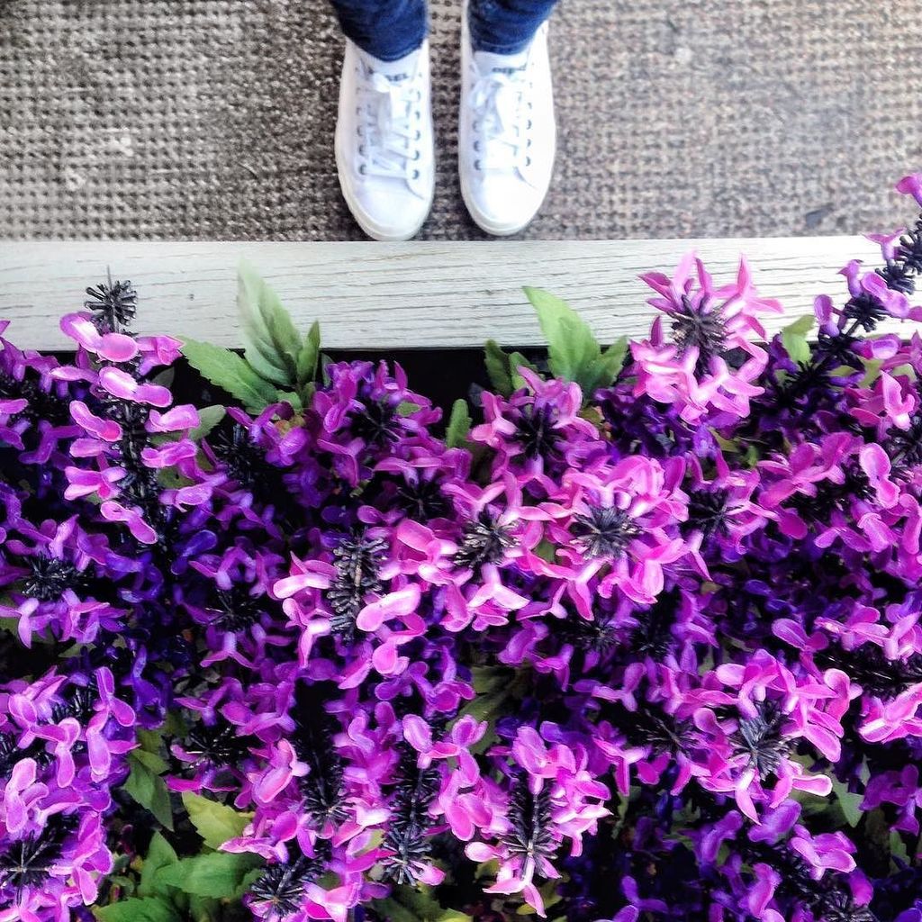 LAFOTKA's tweet photo. Oh hey Spring, is that you? 🌸🌸🌸 #itsbeginningtolookalotlikespring #spring #fwis #fashionblogger https://t.co/AUAc8V0Bqf