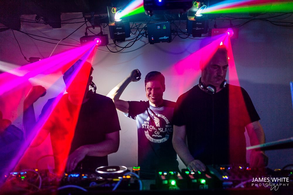 jwhitephotos's tweet photo. @SLAMdjs playing in my home town, Portsmouth on Saturday cheers boys loved it! @theoldbarnevent  @chrisvaux https://t.co/NQBepHFYzW