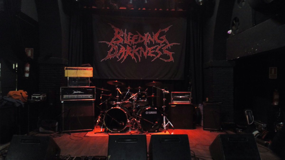bleedingdarkne's tweet photo. El pasado sábado con @avulsed1991 y #Tortharry en la sala Zero , poca gente pero muy buen rollo... https://t.co/bweabiaeKW