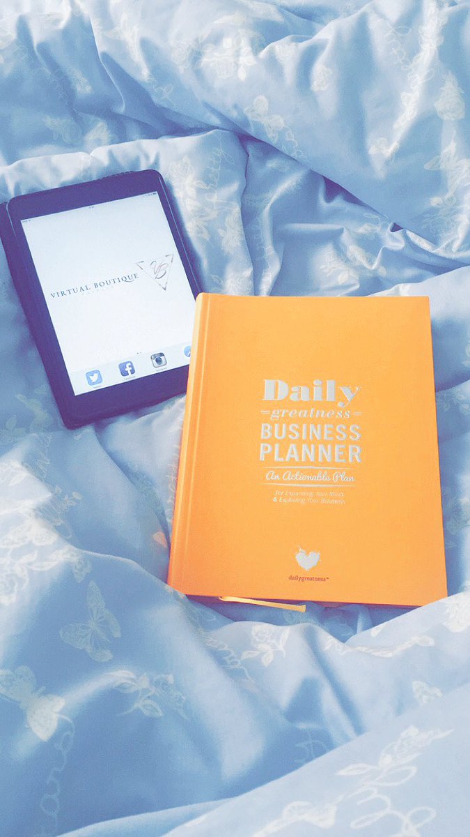 Boutique_VB's tweet photo. Eeeek my @dailygreatness business journal has arrived! Perfect perfect perfect! #startup #business #planner #VB💕👀📝 https://t.co/ETaBG4wpbP