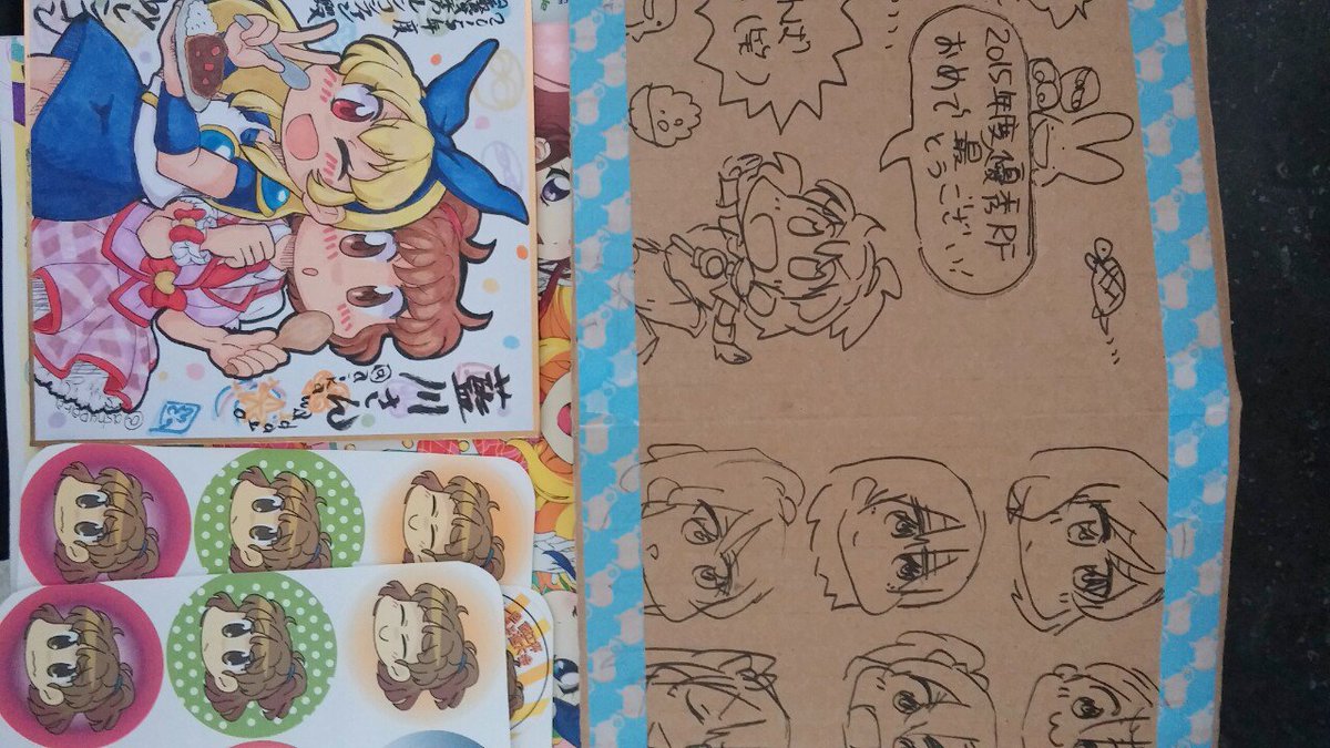 レンコンさんからめちゃめちゃにかわいい色紙達が届いた～～～!しれっとミューズの皆さんいらっしゃるし圧倒的なKAWAISAにまみれてる…ほんとありがとうございます 