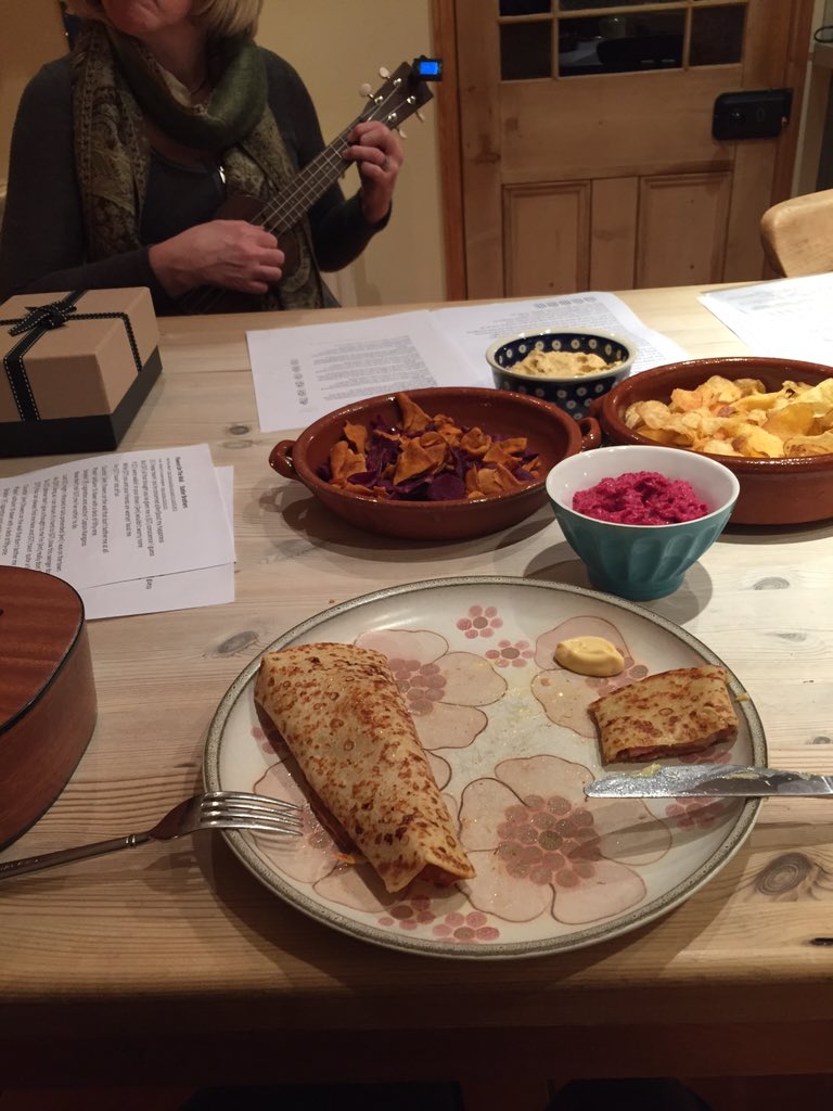 PureFlukers's tweet photo. Pure Fluke Pancakes......what a great way to rehearse! Yum! 👍 https://t.co/URGr7vim3w