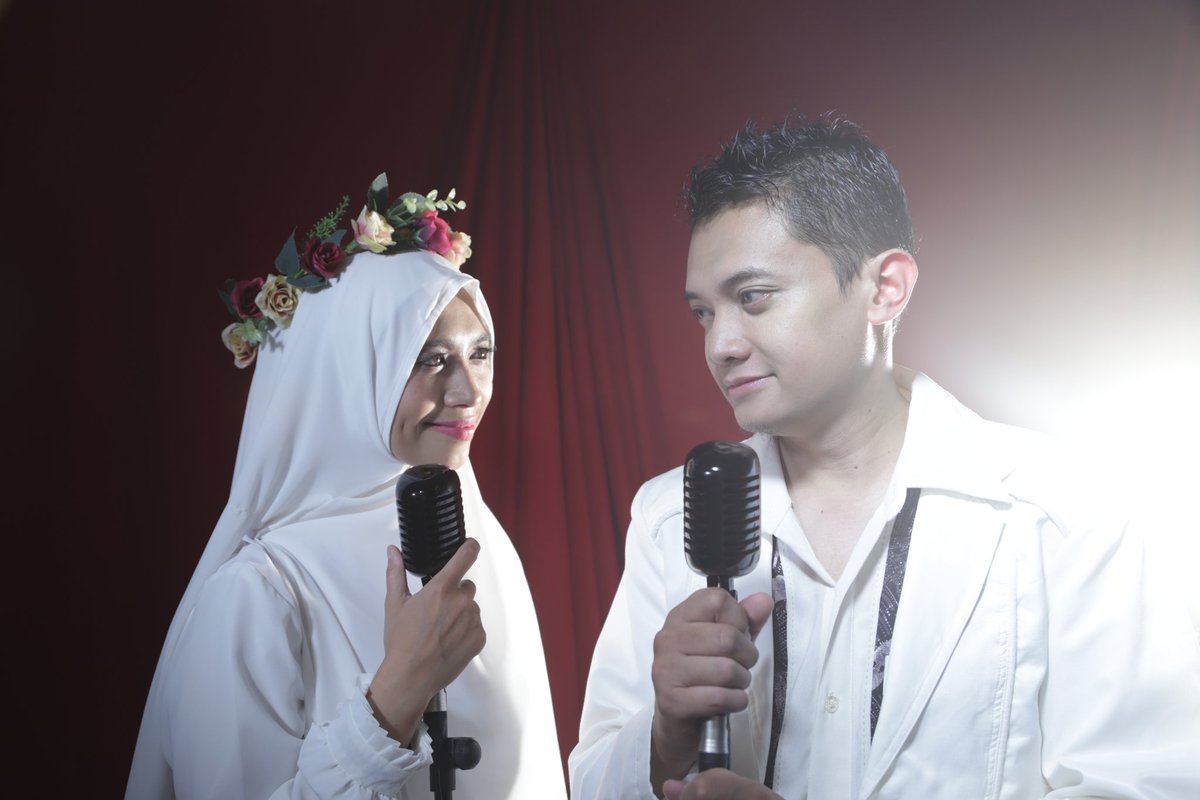 Suby_Ina's tweet photo. Yuk Vote @Suby_Ina di #IndonesianNasheedAward 2 kategori Romantic
https://t.co/VcuymJ9hT2
@tausiyahku @bedasinema https://t.co/s0IZaNomj7