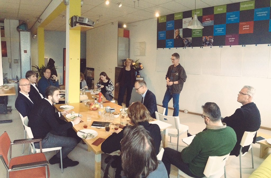 Wat zijn kansen voor een ondernemershuis <a href="/delfshaven_rdam/">Delfshaven Rotterdam</a>? Met oa <a href="/FirmaDelfshaven/">Firma Delfshaven</a>, @ImpactHUB010 en @RaboRotterdam