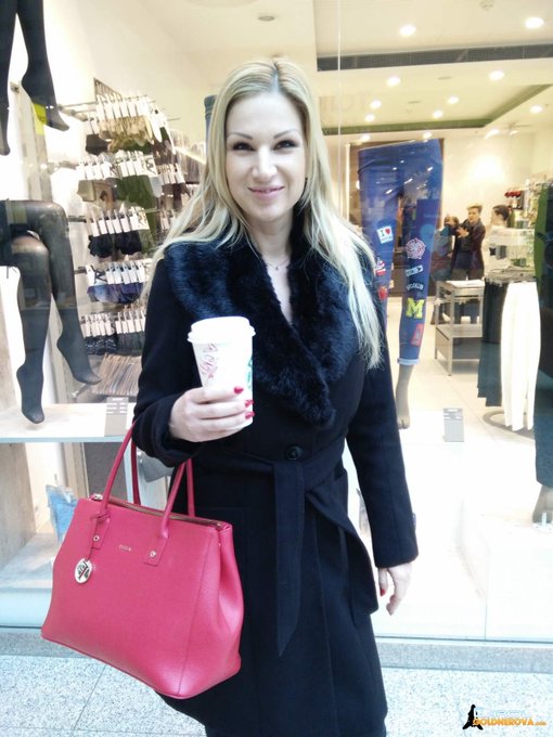 Have you seen my public coffe shop boobs flashing? #flashing #public #NudityChallenge https://t.co/f<a href="/tag/public"class="tags"><span>#public</span></a><a href="/tag/flashing"class="tags"><span>#flashing</span></a><a href="/tag/nuditychallenge"class="tags"><span>#nuditychallenge</span></a>