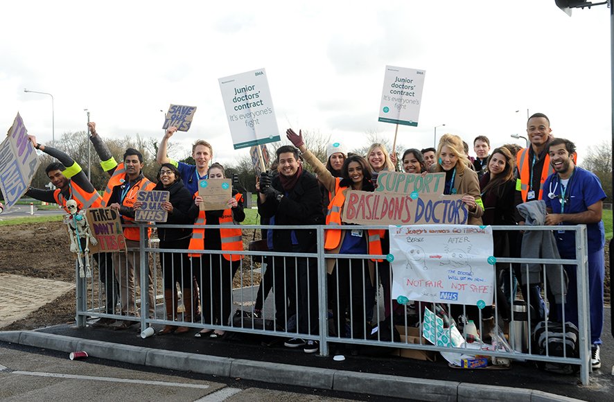 echosnapper's tweet photo. Basildon hospital staff on strike ,
@Essex_Echo https://t.co/HGSCCMWeyA